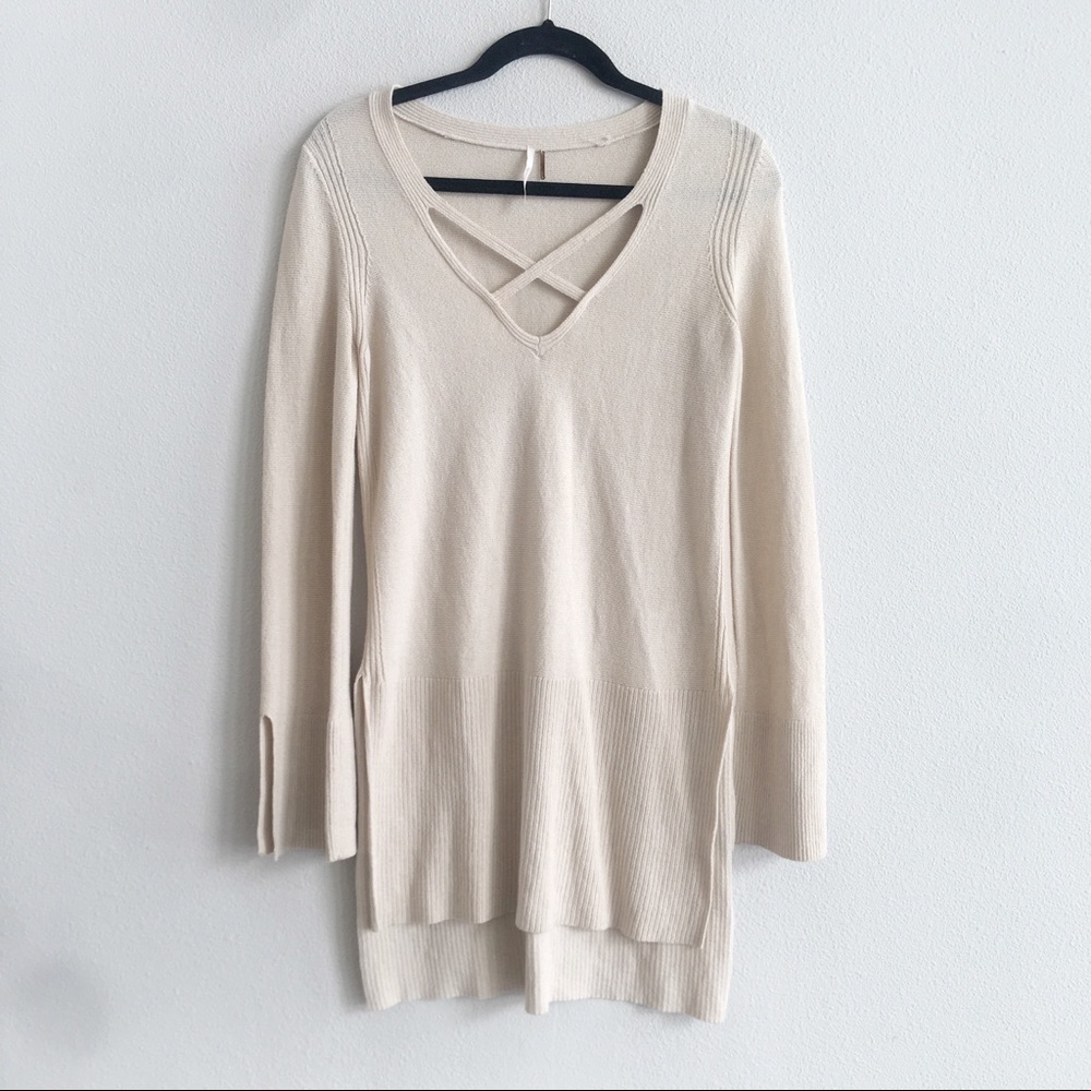 Free People Tunic Knit Sweater Longline Boho Cream Hi/Low Split Hem Bell Sleeve